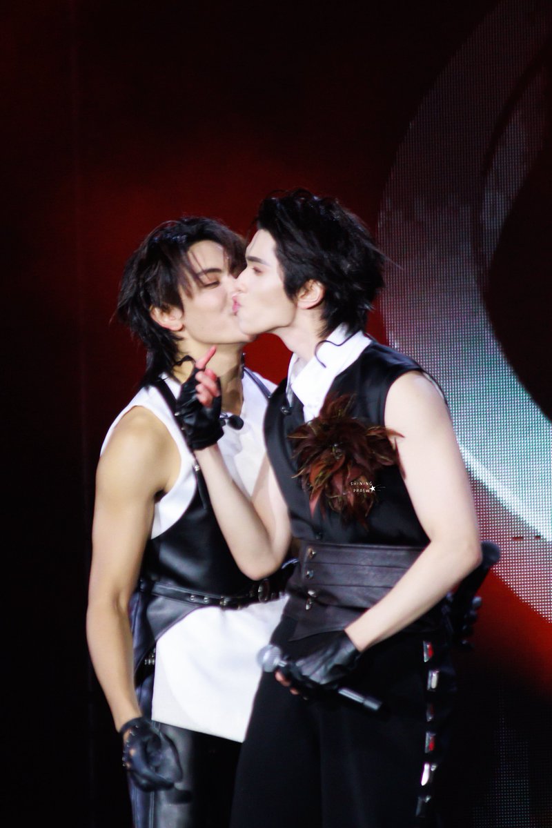 shiningpraewー☆* tweet media