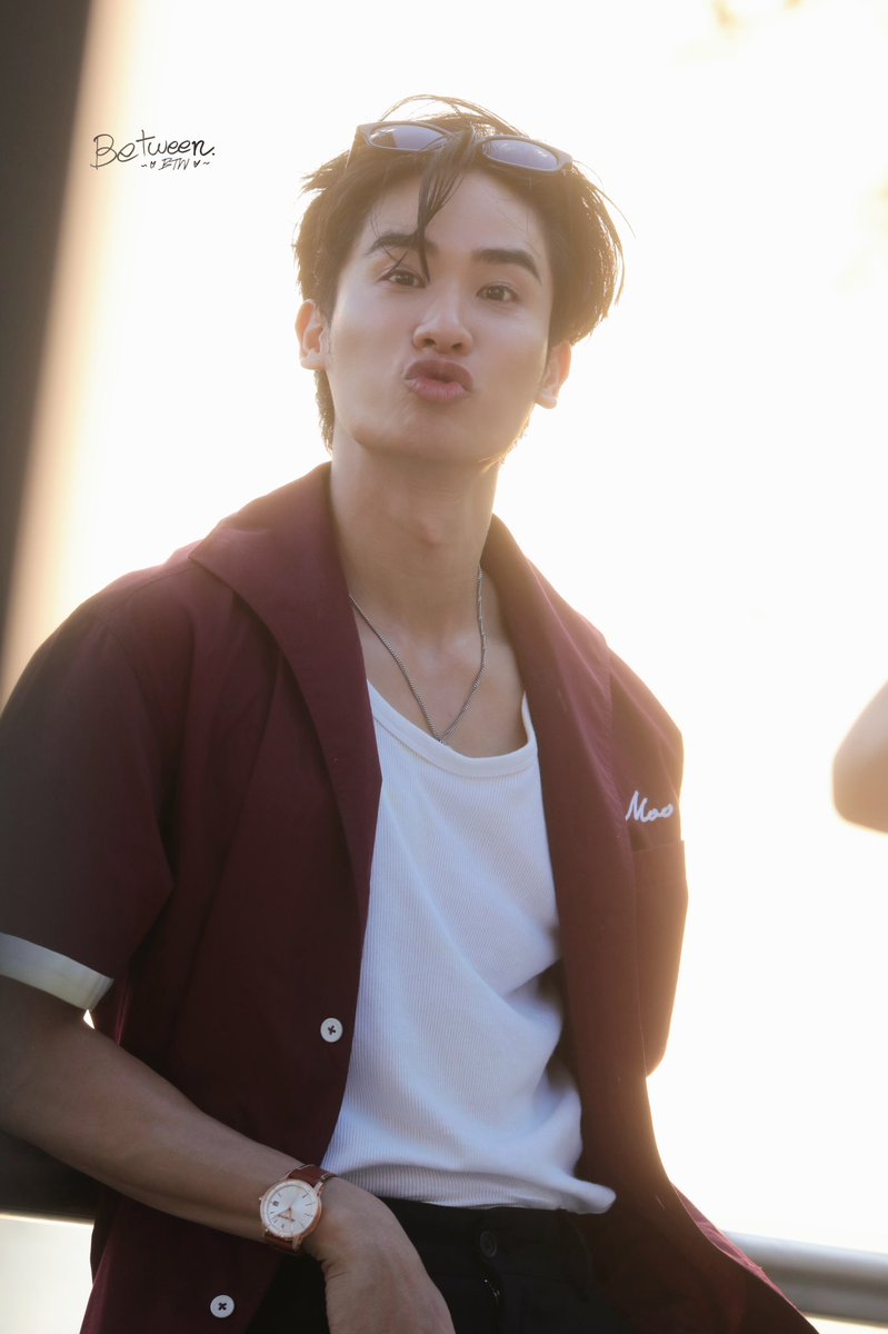 Between_S(pare) tweet media