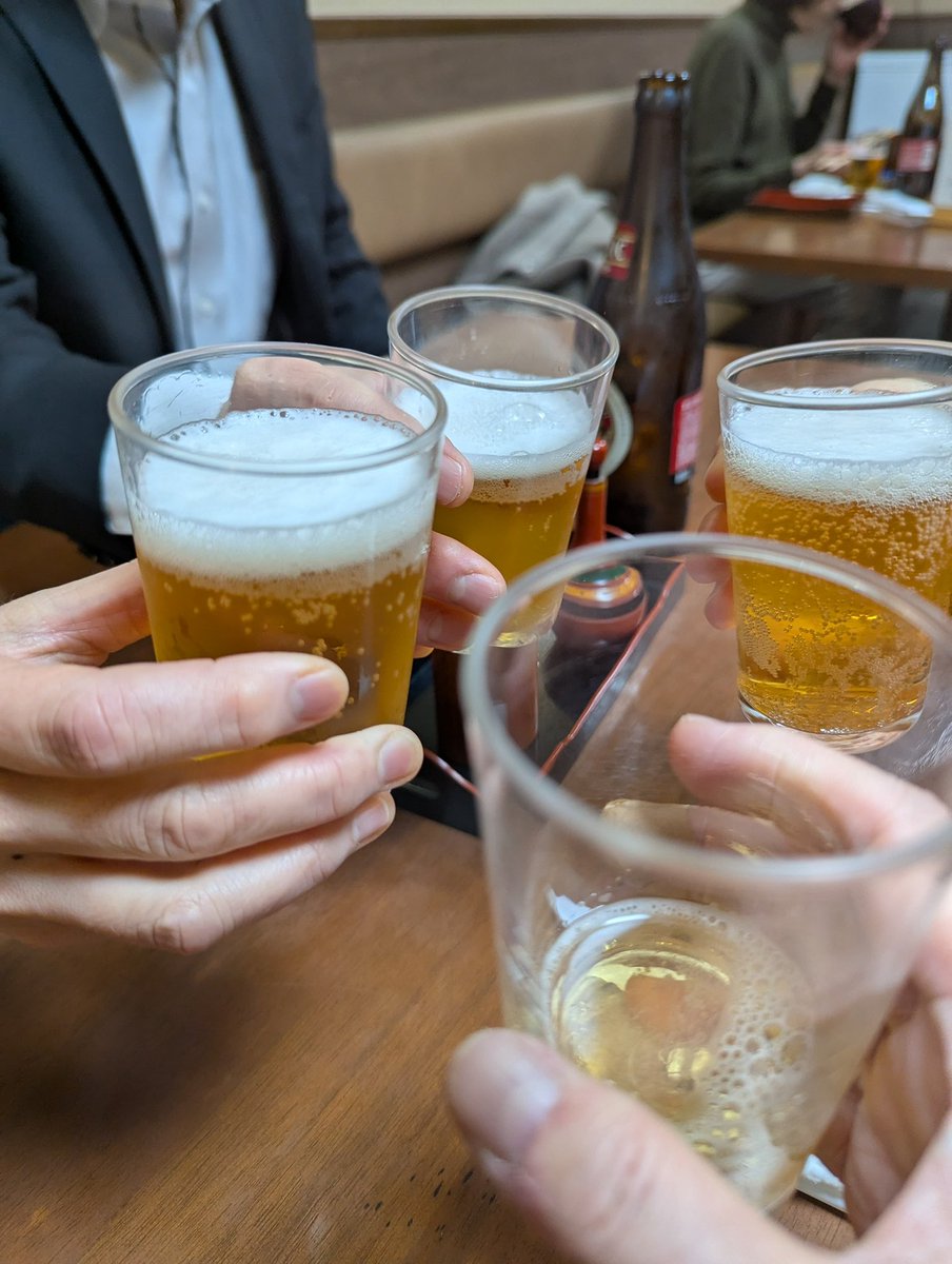 PTNA73100511's tweet photo. 恒例のアドバイザーサインも頂きました
お疲れ様🍺 https://t.co/vwGuMnm71y
