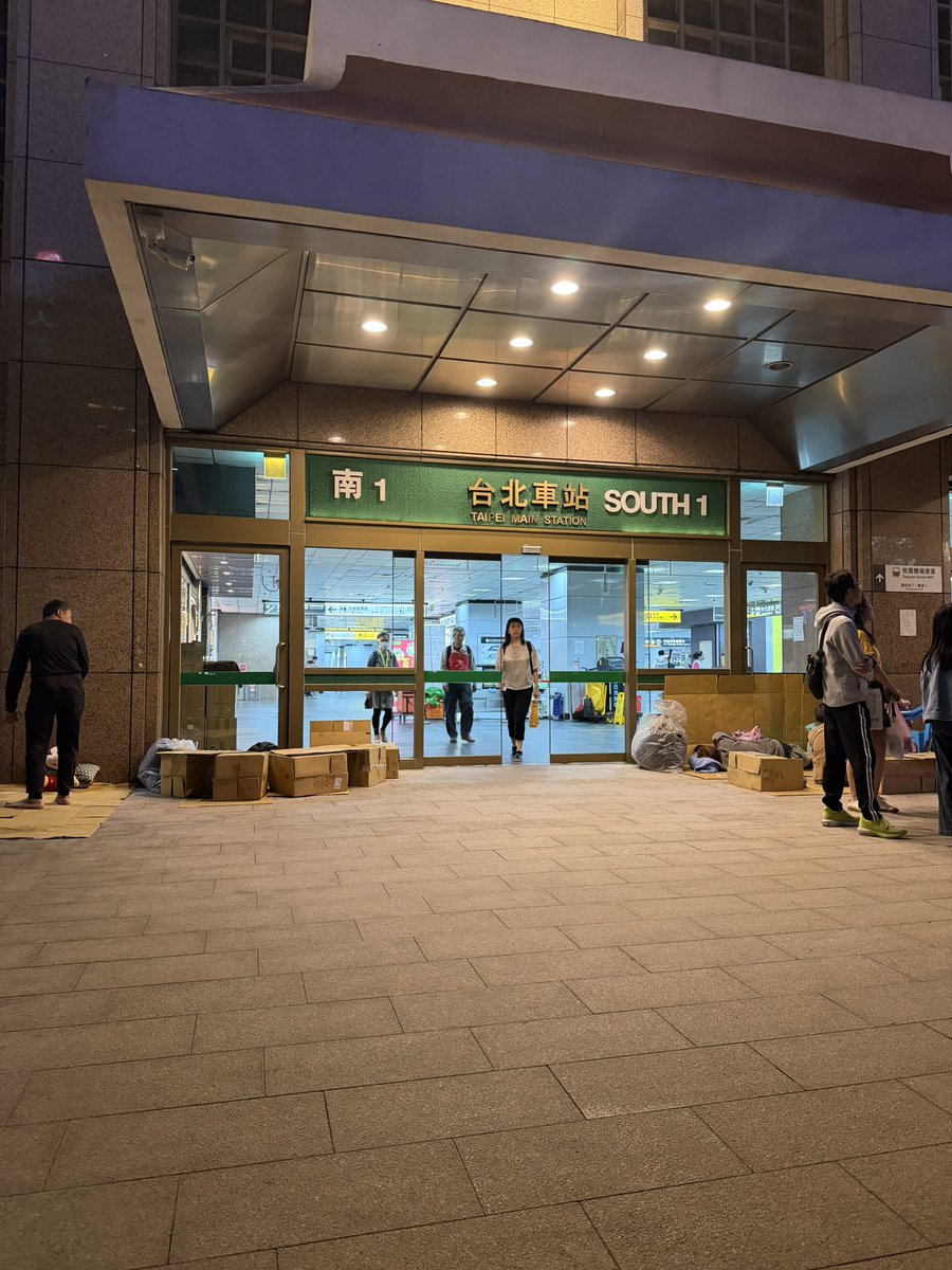 三又木² tweet media