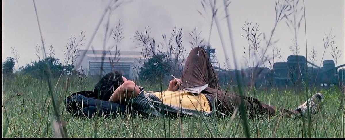 tamashawaala's tweet photo. 🎬 Udaan (2010), Dir.- Vikramaditya Motwane https://t.co/RQuD2sMKME