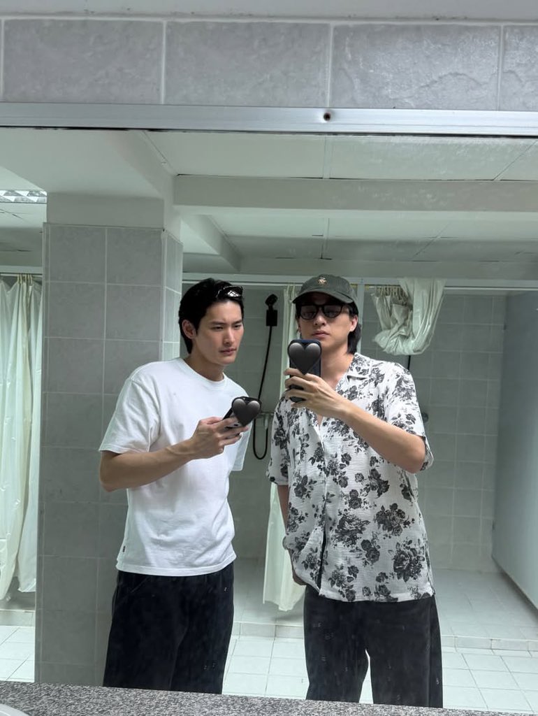 นอนอหัวใจพอกอ ☆彡 tweet media