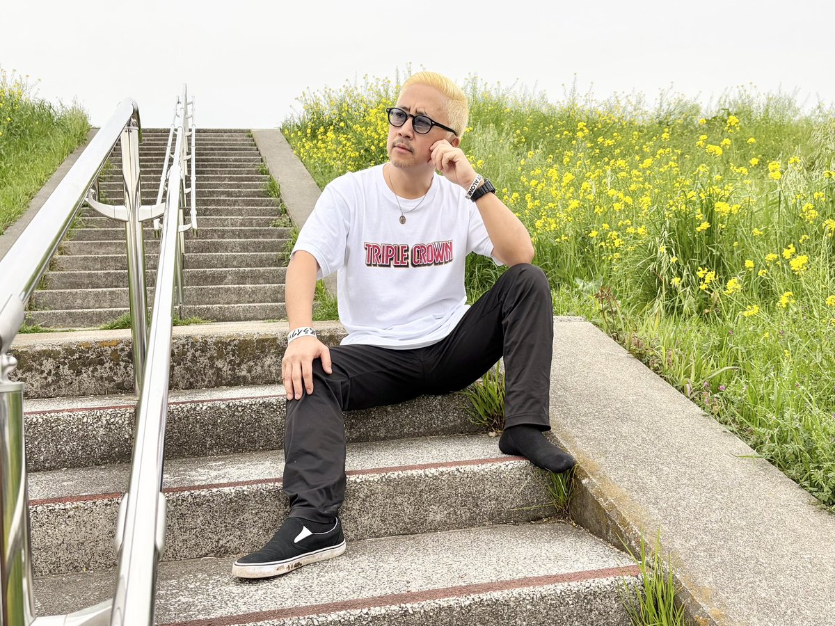 ガル憎 tweet media