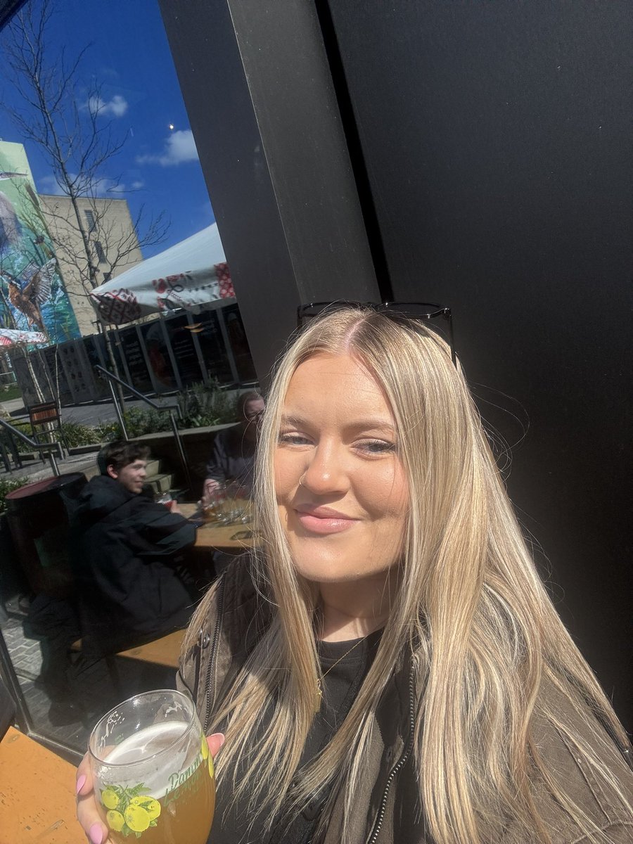 caitlin tweet media