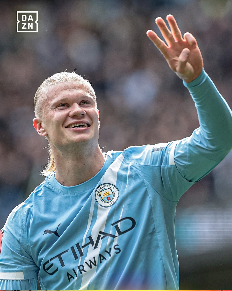 DAZNFootball's tweet image. 🔍 A (not so) hidden message from Haaland's teammates on Saturday's match ball😁

It was a 28th career hat-trick for the Norwegian on Saturday, as City stormed past Liverpool in the FA Cup.

 via @ErlingHaaland 

#FACup