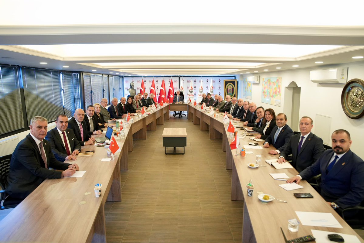 Zafer Partisi tweet media