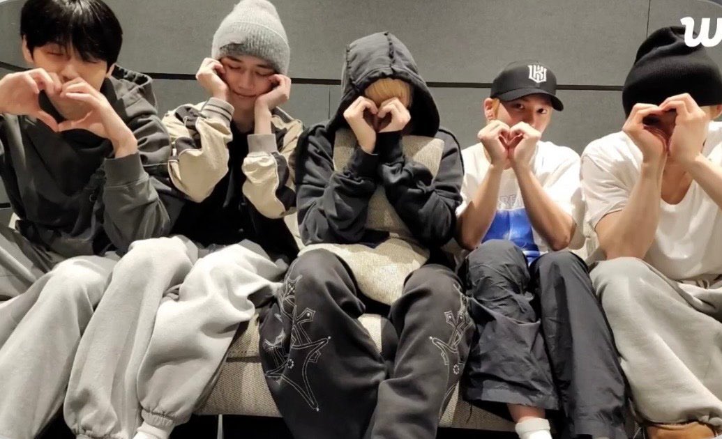 Linoo☆⋆ ENHYPEN IS 7 ☆ tweet media