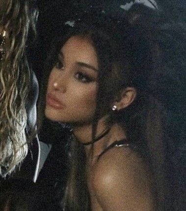 her eyes. oh my lord.