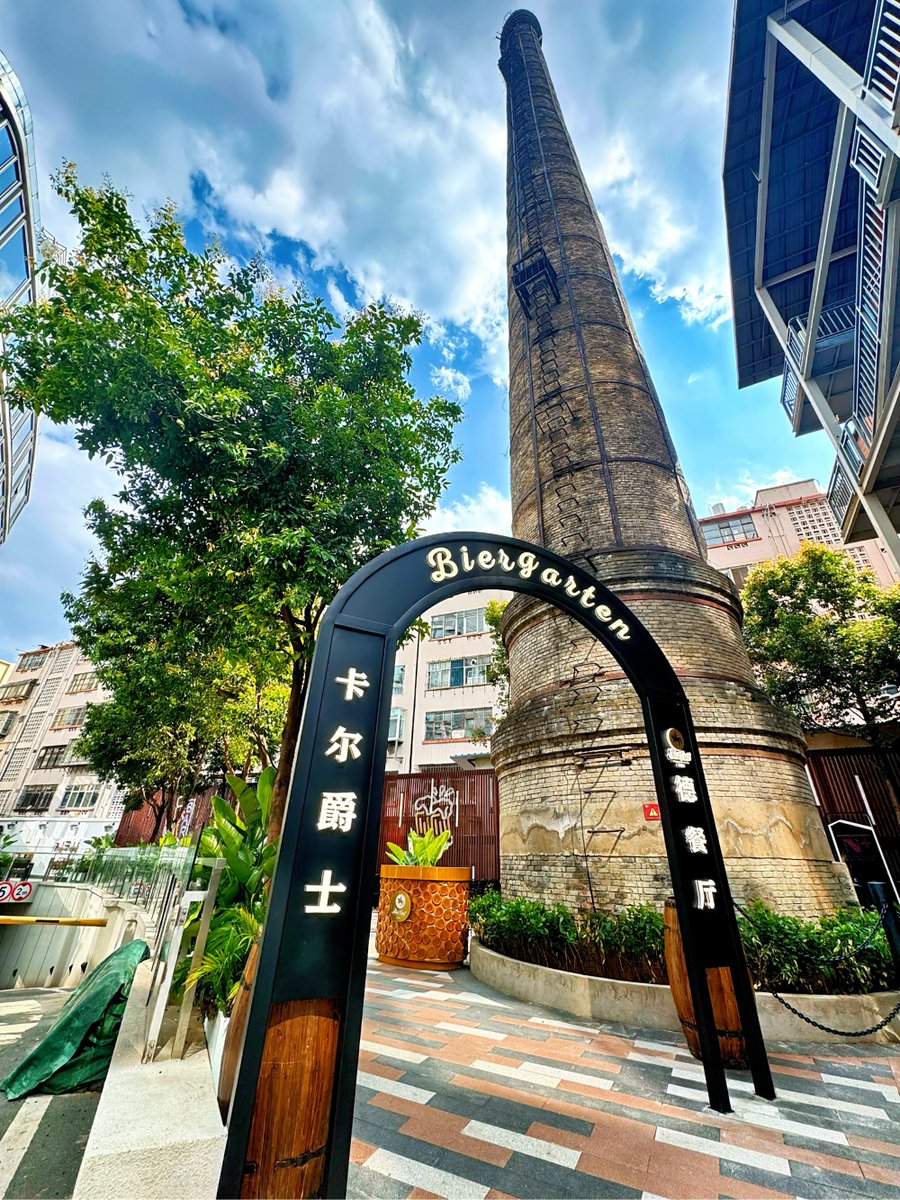 Gowrisa20845951's tweet image. Quick Fat-Burning Lunch Idea! Grilled chicken + quinoa + roasted veggies (zucchini, bell peppers) + a drizzle of olive oil. Protein to keep you full, fiber to boost metabolism—no junk, just fuel! #WeightLoss #HealthyEats #FitFood