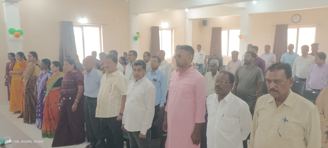 druv_kumar's tweet photo. भारतीय जनता पार्टी के स्थापना दिवस के शुभ अवसर पर जिला कार्यालय लातेहार में आयोजित कार्यक्रम में भाग लिया। @AdityaPdSahu @BJP4India @BJP4Jharkhand @bjpkarmveer @singhkalibjp @NitinNabin https://t.co/vDKwpTtDLj