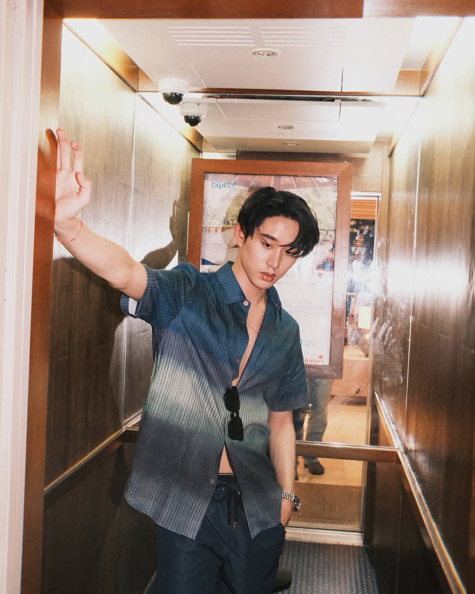 blooming 💌 tweet media