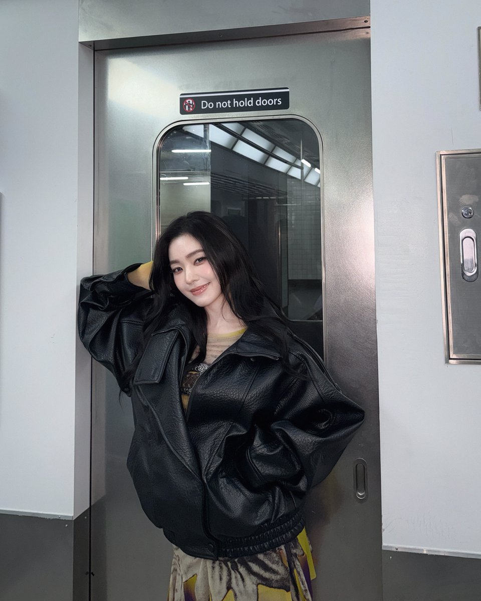 Red Velvet tweet media