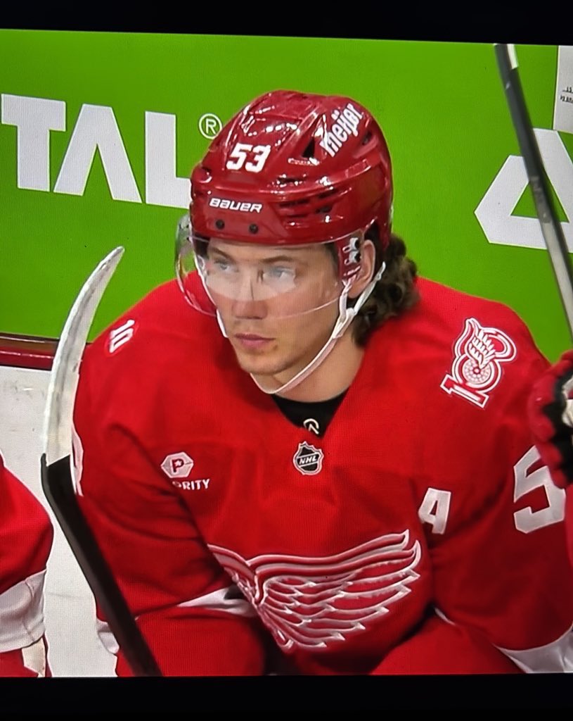 liv 🏹 tweet media