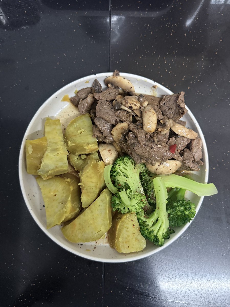 小猫红豆泥 tweet media