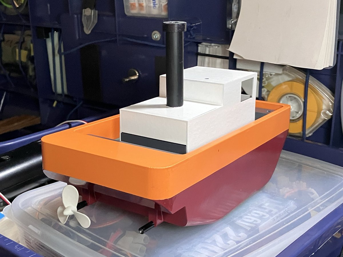 ルーフェ tweet media