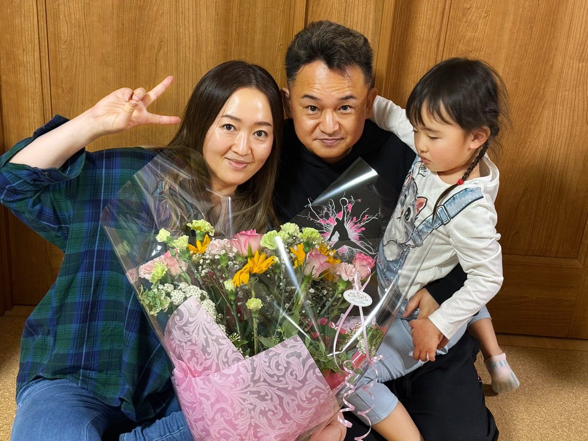 hide KING@King's JAPAN tweet media