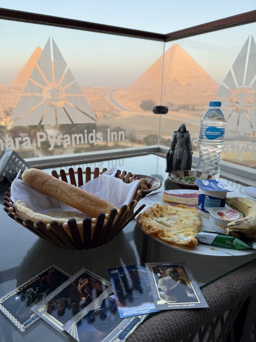 あや。 tweet media