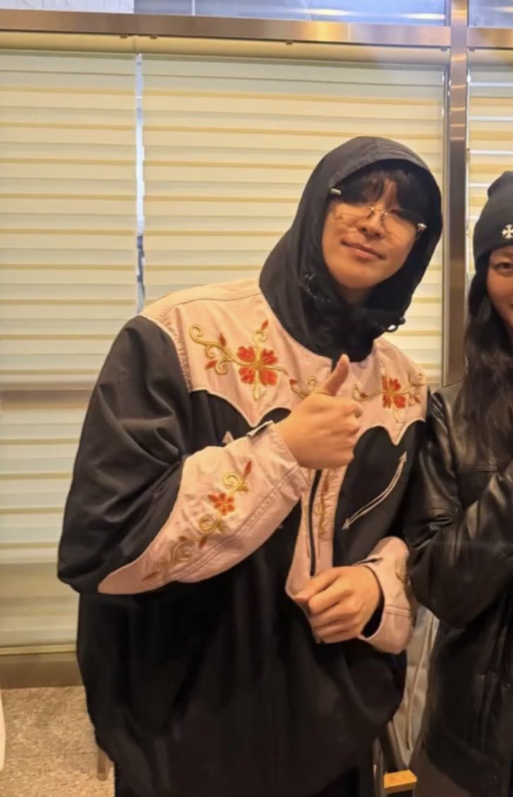 아유 yu pacar wonwoo tweet media