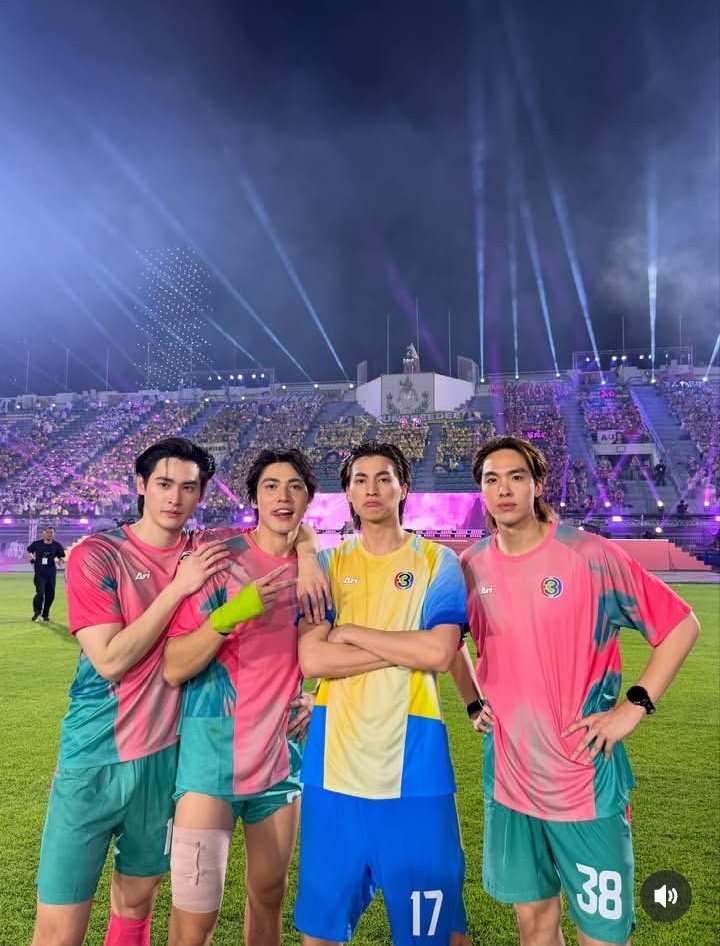 •Chomm• tweet media