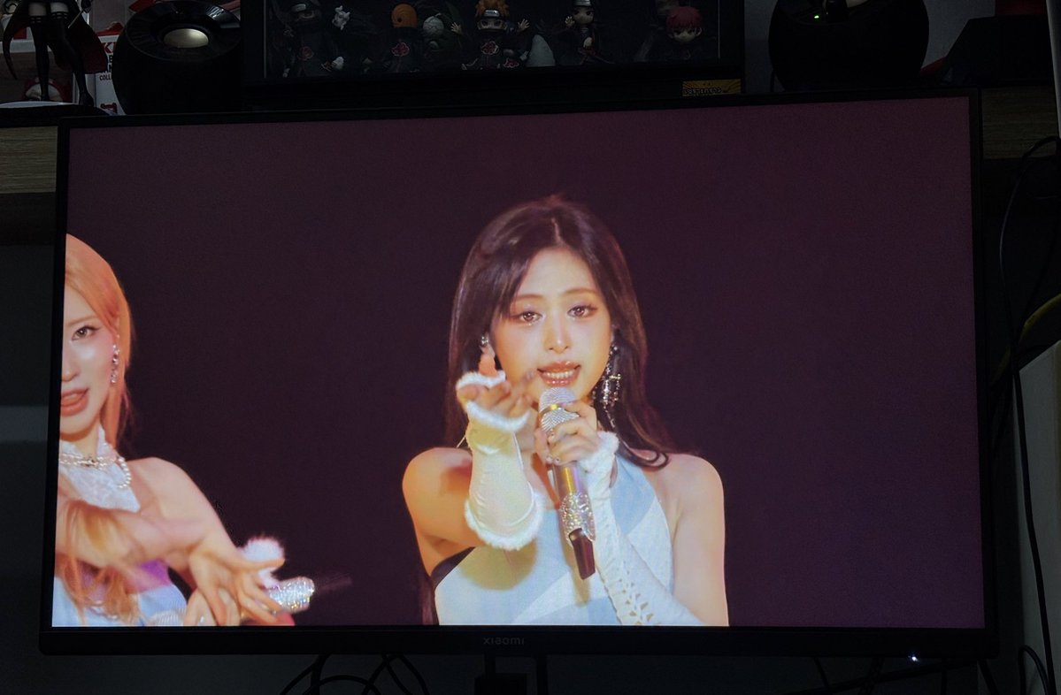 F🦋🐰 tweet media