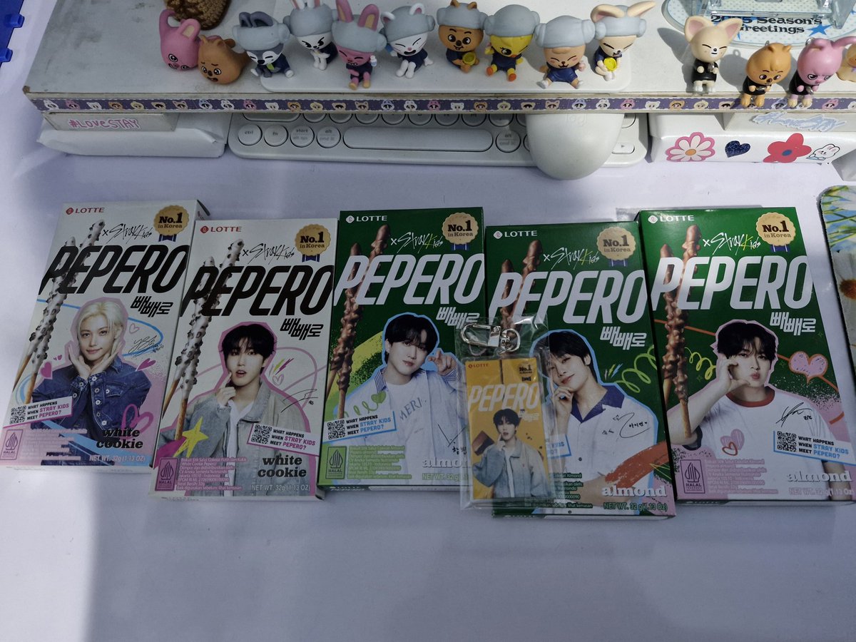 U T I ˃ᴗ˂ tweet media