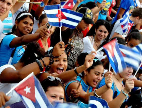 La juventud cubana no es solo futuro, es presente. 

Creativa,  resiliente y soñadora, construye cada día su camino entre retos y  esperanzas.

#PasiónXCuba🇨🇺 #SomosContinuidad