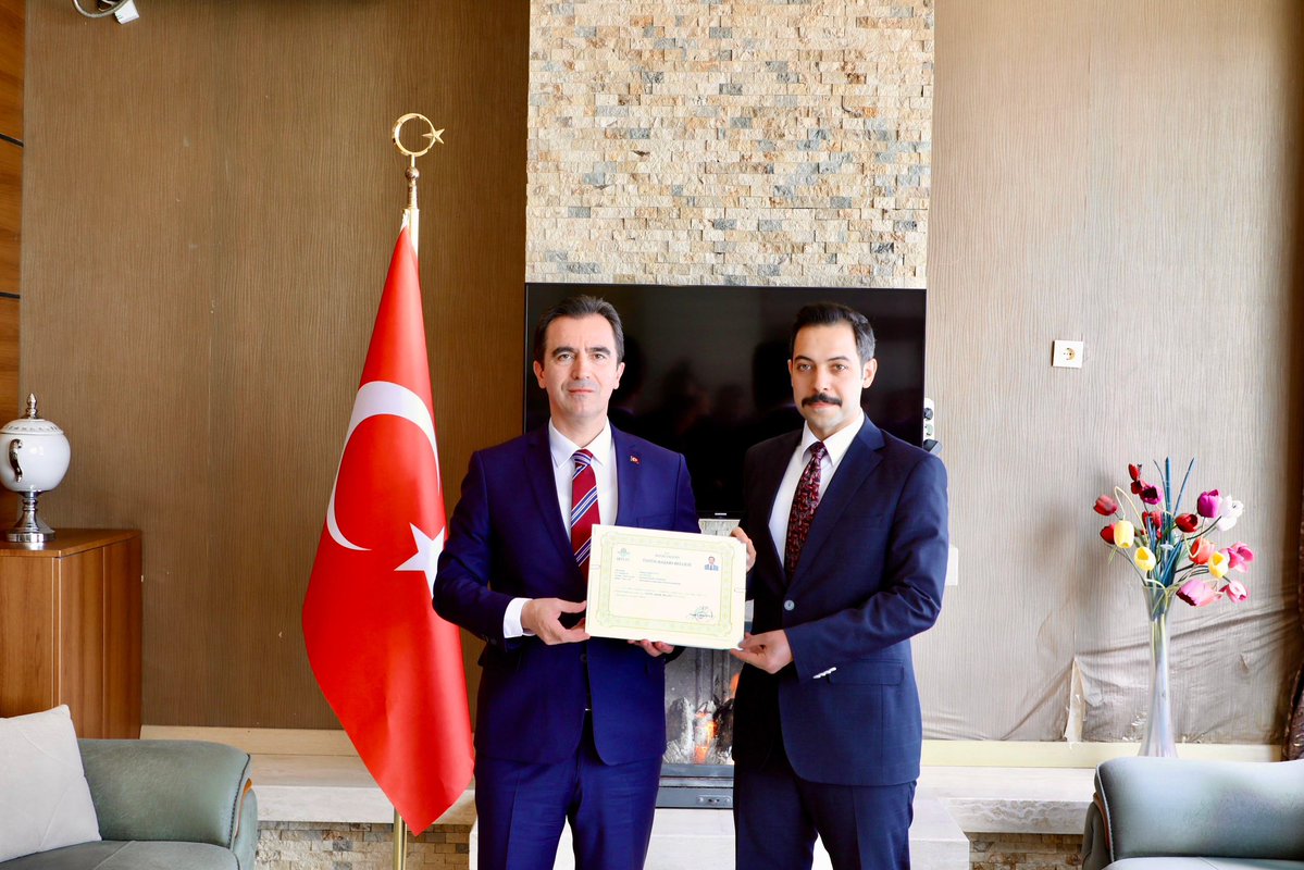 Bitlis Valiliği tweet media