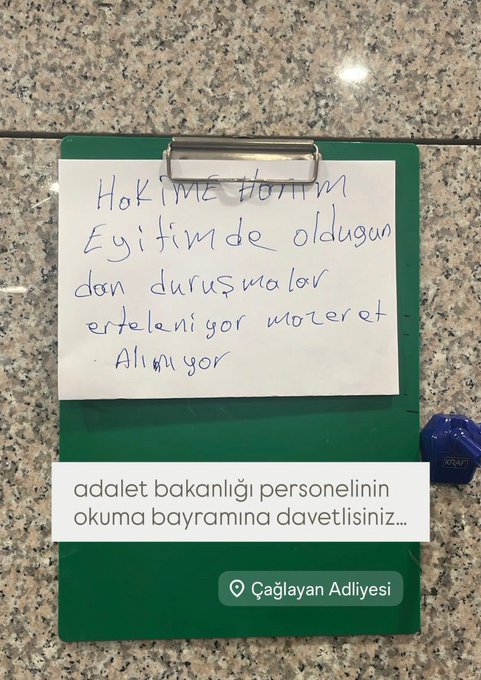 Sığınmacıları aşağılama suçundan girdiğim duruşmada, eşe karşı kasten yaralamadan 6 ay hapis cezası aldım (üstelik bekarım)
En son duruşmada yanlış maddeden yargılandım ve iyi hal verilmediği gibi en üst sınırdan ceza verildi.
Beni yargılayan sistemin okuma yazması şu şekil çünkü