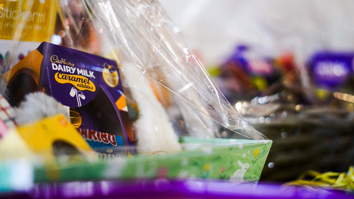 RuncornLinnets's tweet photo. The @RuncornSuppClub Easter raffle will be taking place after today’s match! Tickets are still available to buy from Kelly in the clubhouse during the game https://t.co/qfCHqWulxU