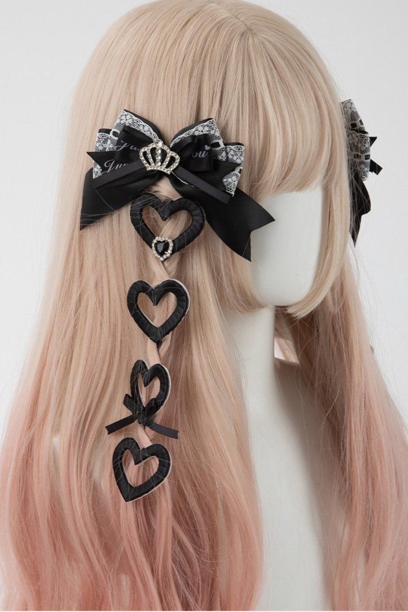 LilyBlack tweet media