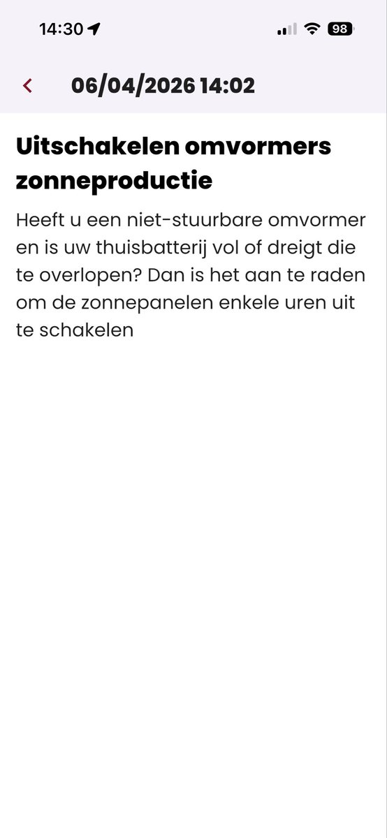 jeunen5's tweet photo. @NoodweerBenelux @NoodweerBenelux krijgen zelfs de melding om de zonnepanelen uit te schakelen https://t.co/zWdb3TjGWh