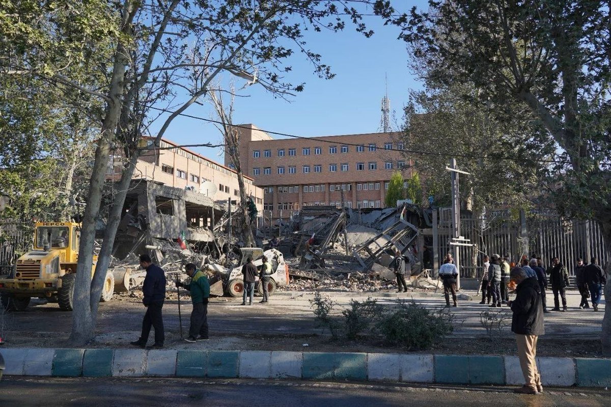 Shoura Hashemi tweet media