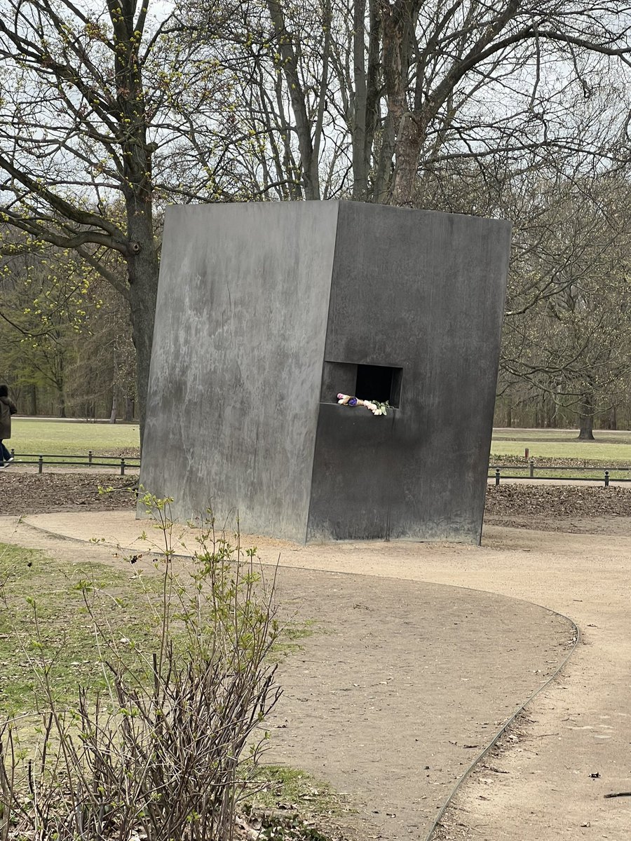 jas ⋆˚✿˖° tweet media