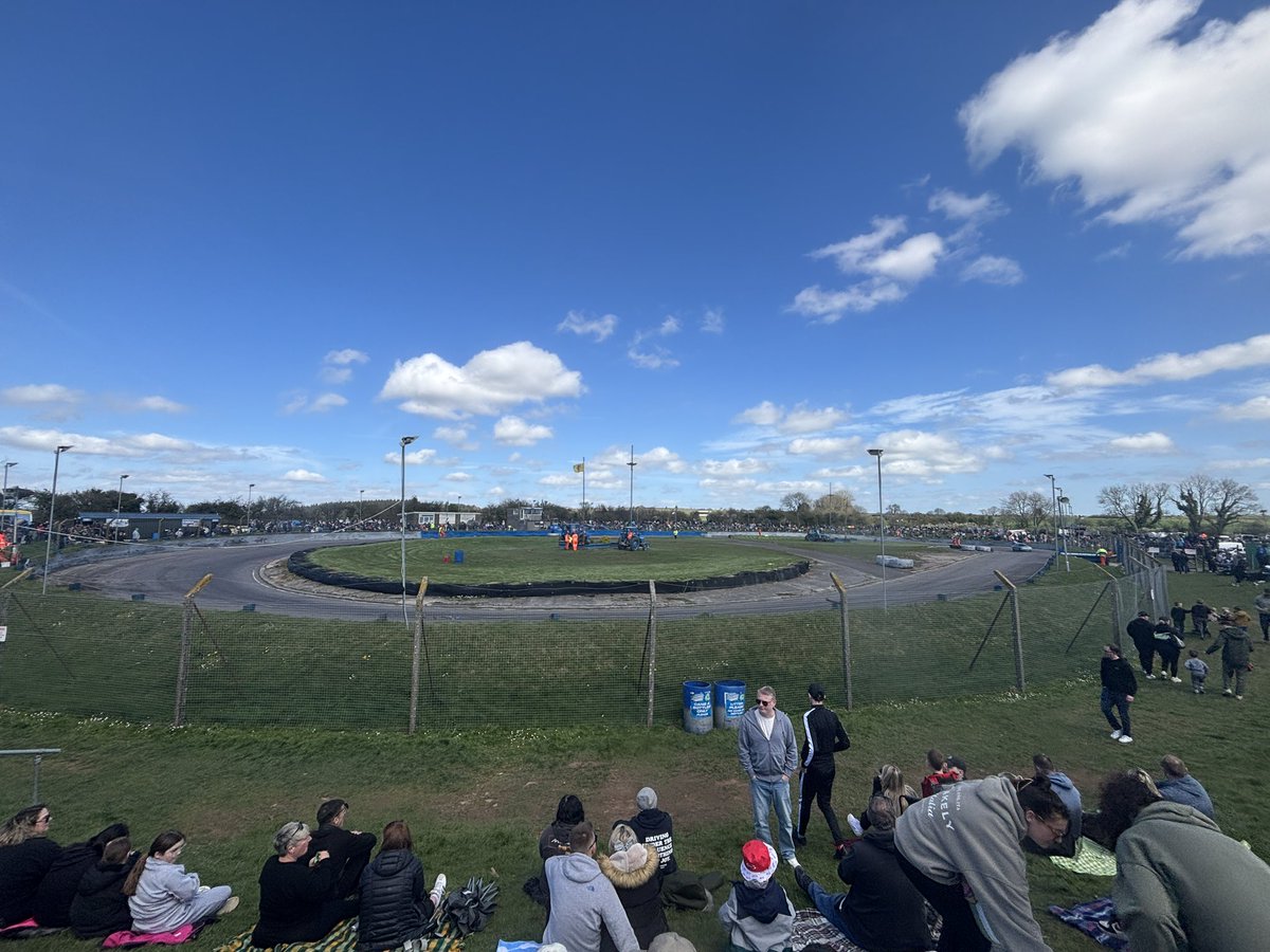 Meeting 23 of 2026

3 circuit, 20 short oval

Vans &amp; Robins

Track: Mendips
Times visited this year: 1
Number of tracks visited in 2026: 12 (Arlington, Standlake, Brands Hatch, Ringwood, Aldershot, Ipswich, Donington Park, Northampton, Hednesford, Smeatharpe, Mildenhall, Mendips)