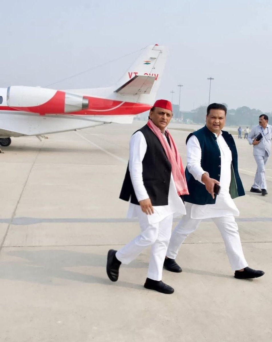 Simnaan0786's tweet photo. सहारनपुर के शानदार विधायक पूर्व मंत्री मेरे हरदिल अज़ीज़ बड़े भाई आशु मलिक साहब को योमें पैदाईश की दिली मुबारकबाद।🎂🎉

अल्लाह आपको अच्छी सेहत दे और हमेशा ख़ुश रहे आप @imashumalik

 #uttarpradesh #lucknow #akhileshyadav #reels #india https://t.co/0KtENGb4Eu