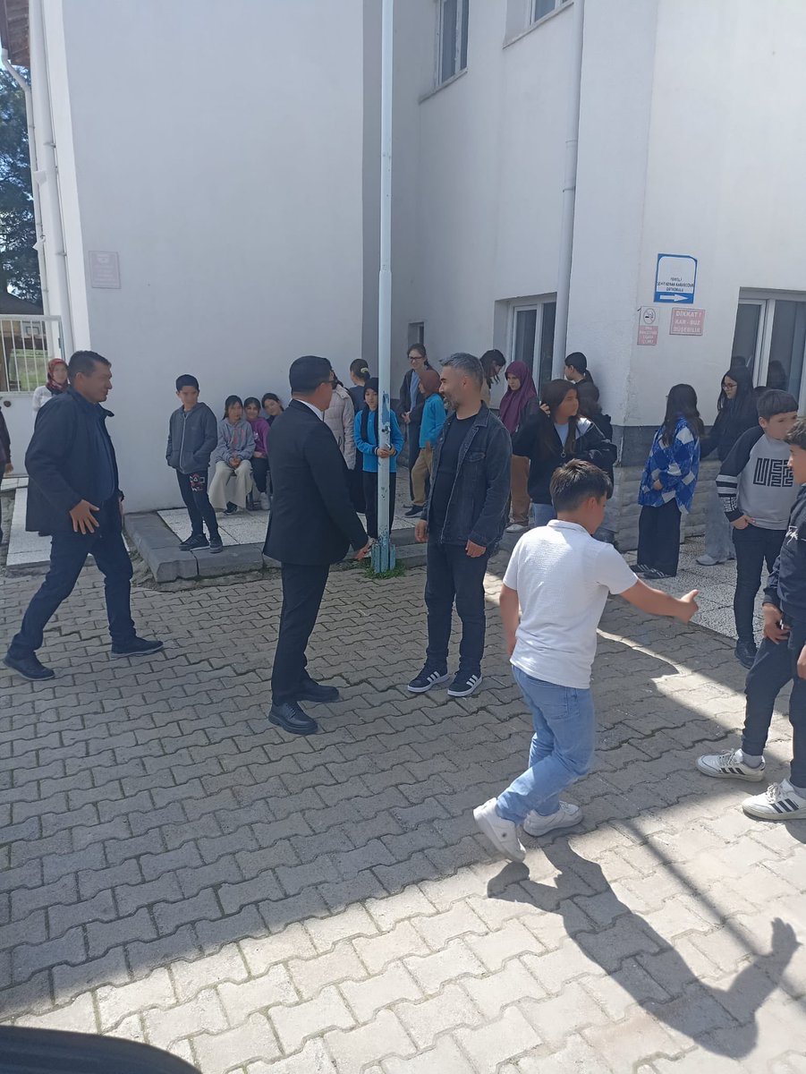 Simav İlçe Milli Eğitim Müdürlüğü tweet media