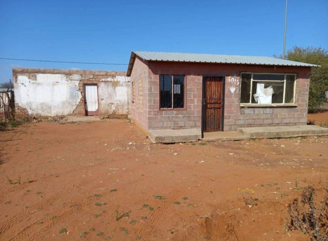 iScathulo SePhara 👞 tweet media