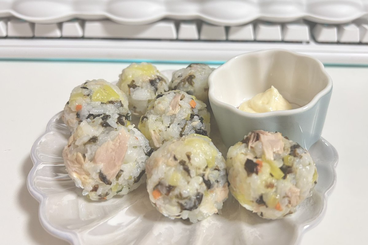 Hina🌨queen tweet media