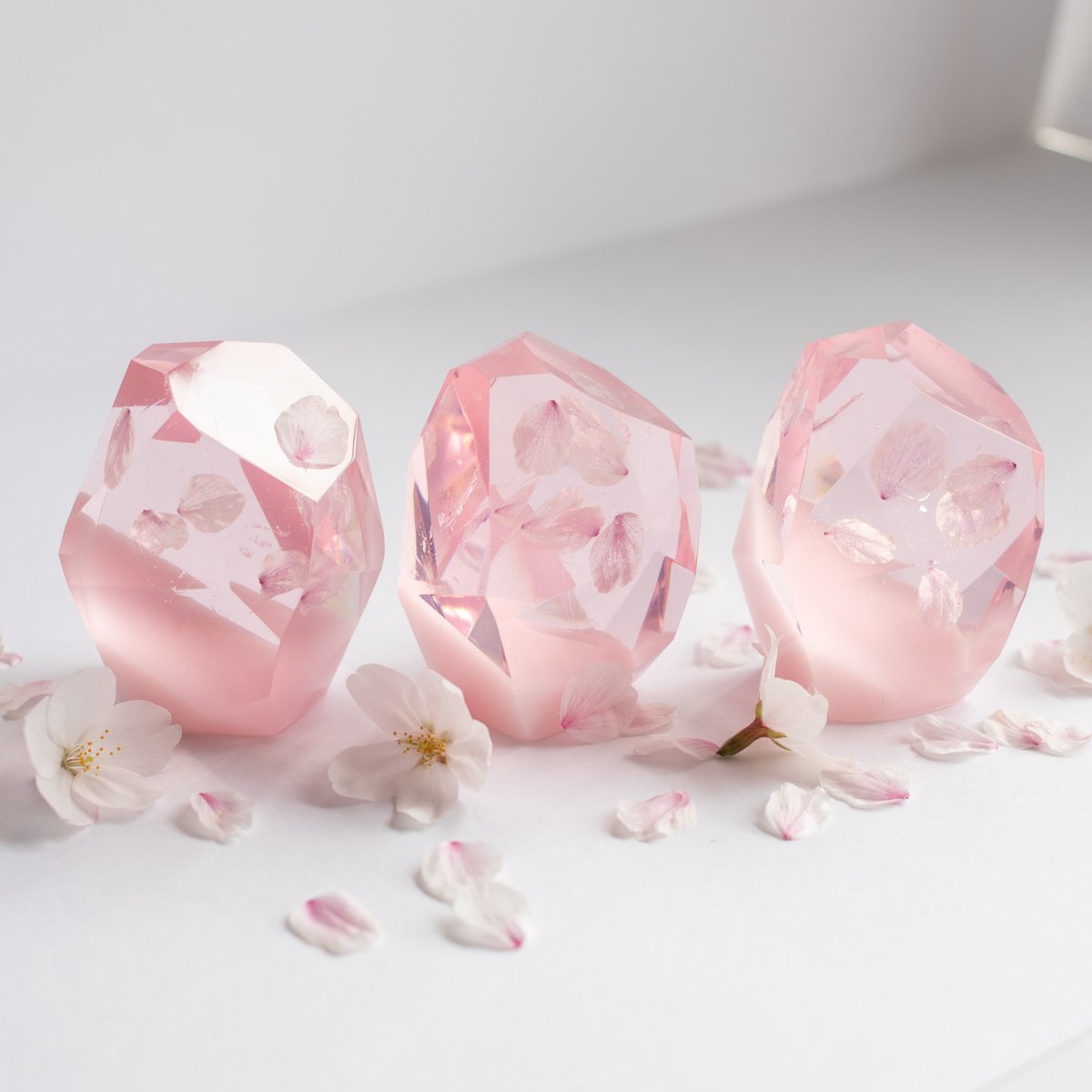 ニケルxpは5/23,24デザフェス63両日K-85(暗いエリア) tweet media