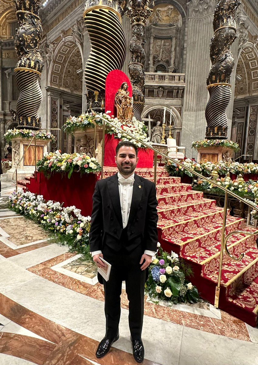 guatesantasede's tweet photo. @guatesantasede participó en las ceremonias oficiales presididas por Su Santidad, Papa León XIV @Pontifex que se llevaron a cabo en la Basilica de San Pedro, en ocasión de la Semana Santa 🇬🇹🇻🇦 
Les deseamos una Pascua de Resurrección llena de paz, fe y esperanza 🙏 

@MinexGt https://t.co/DONCg3ChdV