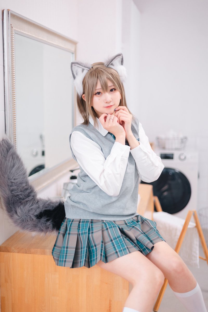 anzu_uw's tweet photo. 一家に一匹🐺⸝꙳
#ケモミミ学園0404新学期 https://t.co/qEAUZ9Q7y6