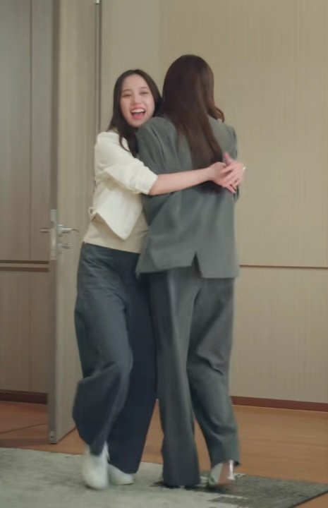 cₐₘₚₐᵢ✨️โอบกอด tweet media