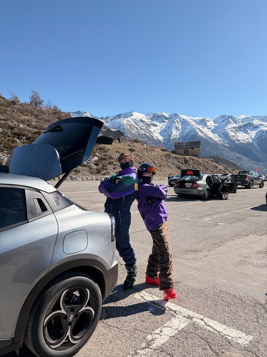 BrandonTWebb's tweet photo. Read "How Fun Adventures Keep Your Kids Coming Back to Visit" https://t.co/42U1fhrk6w https://t.co/rPZoH8VOBx