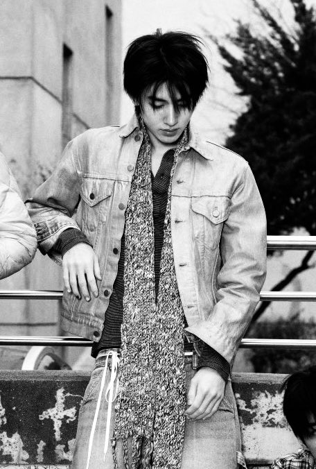 carly 𖤍 tweet media