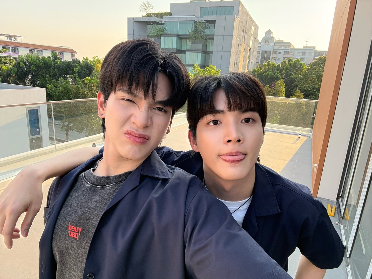 ไม่ใช่เดือนเหงาแต่เป็นเดือนหนาว tweet media