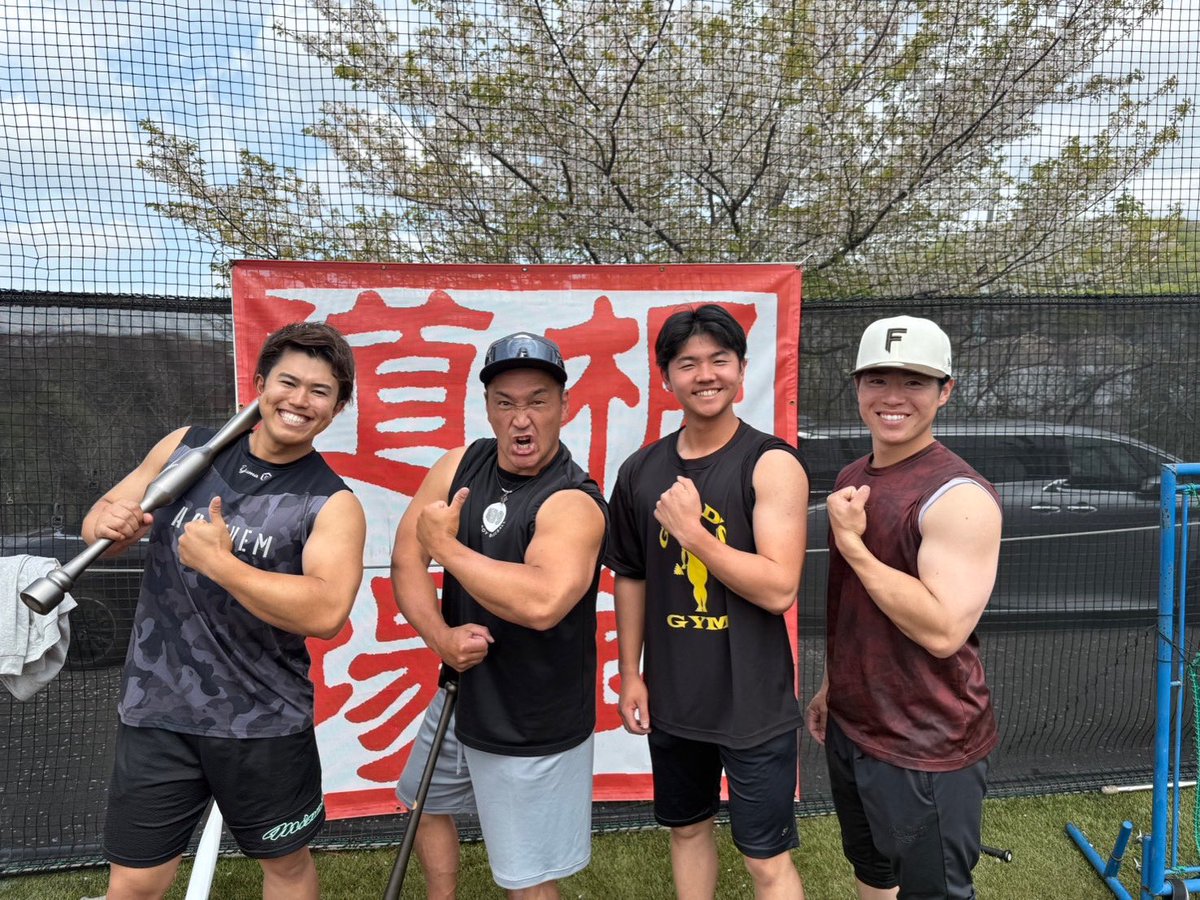 ume_fs65's tweet photo. 久々の道場

#寝鈴道場
#attaboy https://t.co/YWKlvv1AxZ