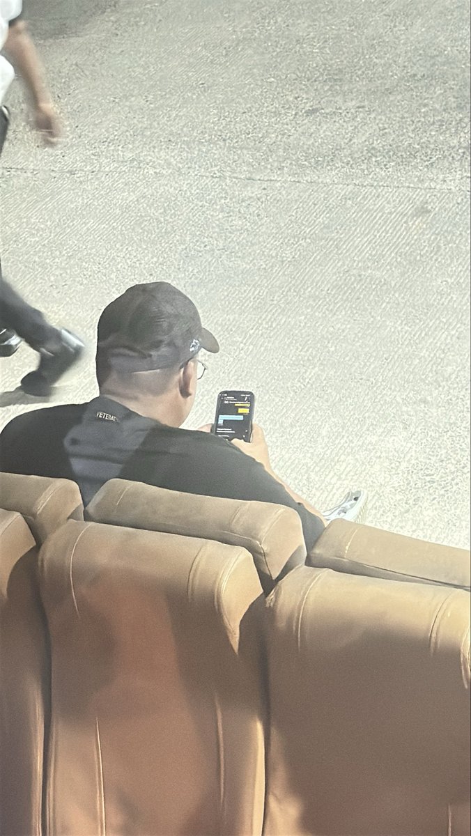 JoshuaCads's tweet photo. Ka piste ba kaayo. Bisan asa gyud ibutang, manguwag gyud HAHAHAHA https://t.co/7SnV8ffM4U