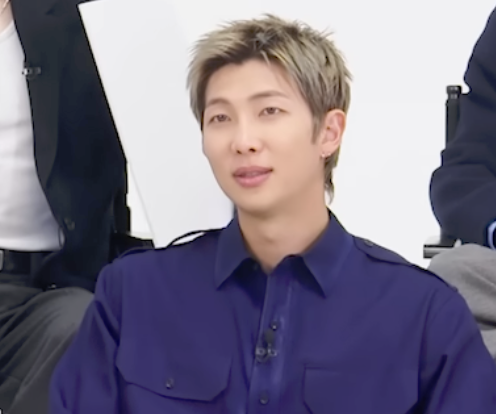 dianna IS SEEING BTS! 💜🌟 tweet media