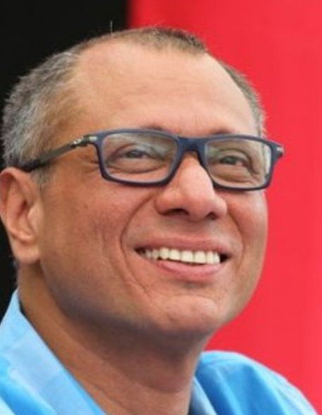 LuisCubillosGye's tweet photo. Por:
- odio 😡,
- venganza,
- envidia,
están matando a @JorgeGlas

Lo están matando lentamente, de hambre, aislandolo, acosandolo, torturando sutilmente.

No es por la supuesta corrupción, ni por los sobornos que no han podido demostrar, ni por el influjo psíquico, tampoco por ser militante de la @RC5Oficial, ni por ser progresista; tal vez por ser el Vice Presidente de @MashiRafael

No es política ni ideología, es maldad, solo una persona perversa, diabólica 👿 puede permitir lo que le están haciendo a JORGE.

Tienen un problema JORGE pone en evidencia la incapacidad que tienen para gestionar lo público, nos interpela a todos los ecuatorianos con el cambio de la MATRIZ ENERGÉTICA, de la energía termo eléctrica (no renovable) a la energía hidráulica y eólica (renovable), con la puesta en marcha del cambio de la MATRIZ PRODUCTIVA de exportadores de materias primas (petróleo, minerales, flores, camarones, banano, cacao) a exportadores de productos transformados, industrializados.

La envidia por lo que no saben hacer, no saben gestionar lo público ni lo que tienen y por eso los apagones, NOBOA solo sabe vender banano y ni eso lo hace bien.

Están matando a un ser humano honesto, leal, que no se vende por un plato de lentejas.
@GabrielaEsPais @RicardoPatinoEC @MashiRafael @CIDH @CorteIDH  @CDHGYE
