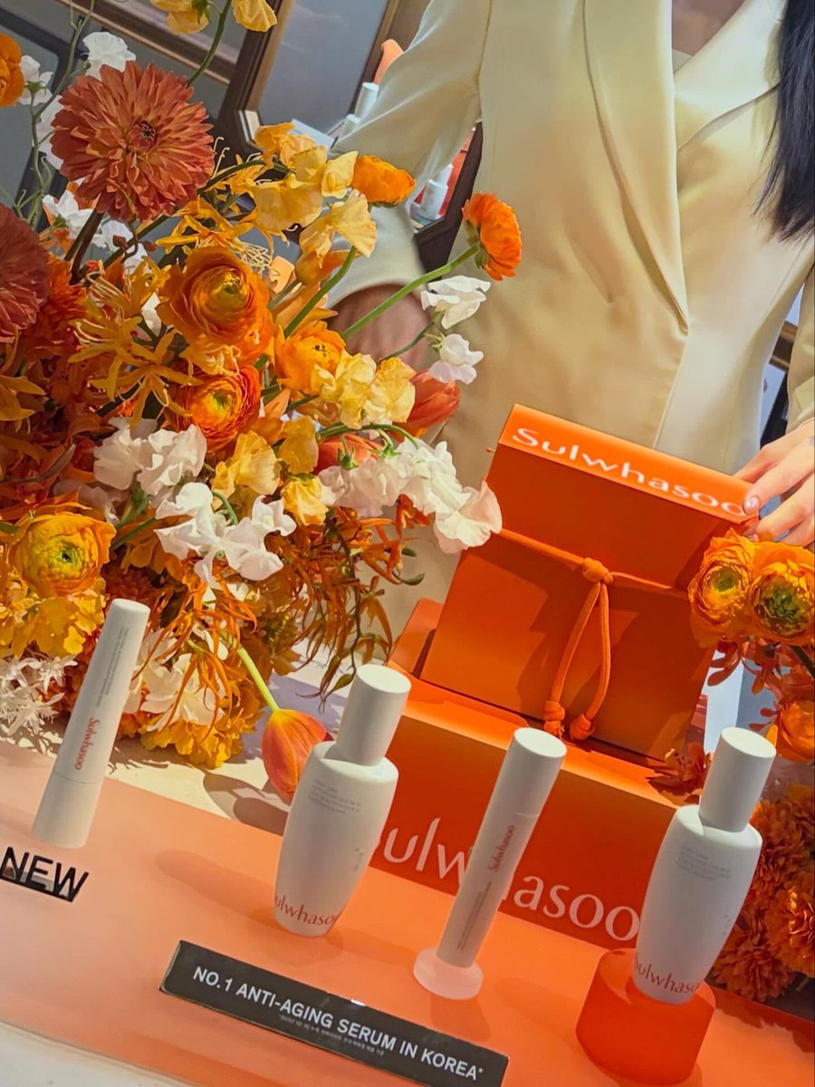 [INSTAGRAM] yoona__lim:

설화수의 집 🧡

@/sulwhasoo.official

instagram.com/p/DWymBA7ATnI/